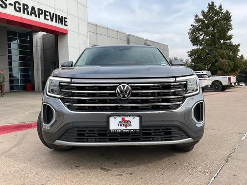 2025 Volkswagen Atlas 2.0T SE w/Technology 4MOTION