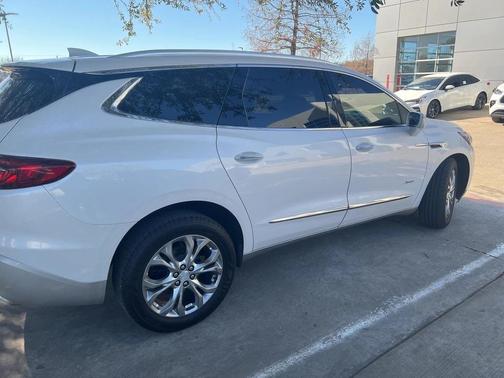 2018 Buick Enclave Avenir