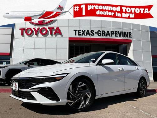 2025 Hyundai ELANTRA SEL