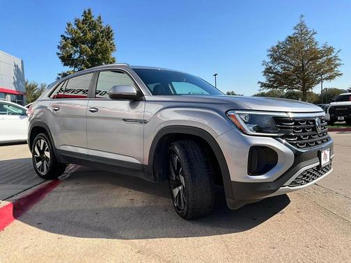 2025 Volkswagen Atlas Cross Sport 2.0T SE w/Technology 4MOTION