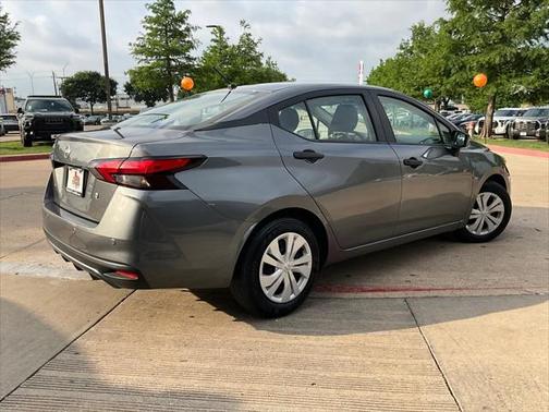 2024 Nissan Versa 1.6 S
