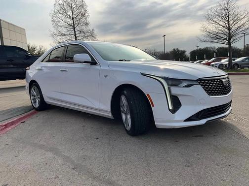 2023 Cadillac CT4 Luxury