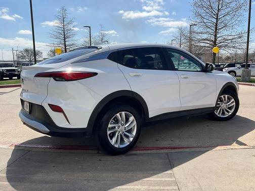 2025 Buick Envista Preferred FWD