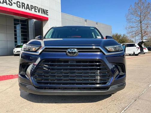 2025 Toyota Grand Highlander XLE