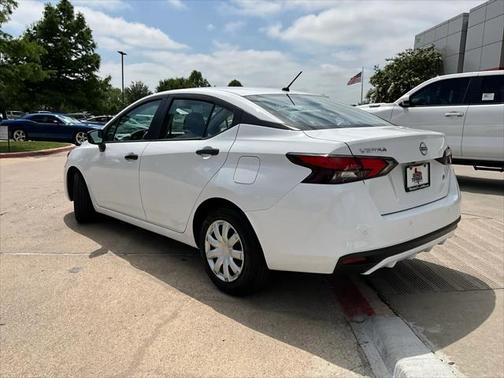 2024 Nissan Versa 1.6 S
