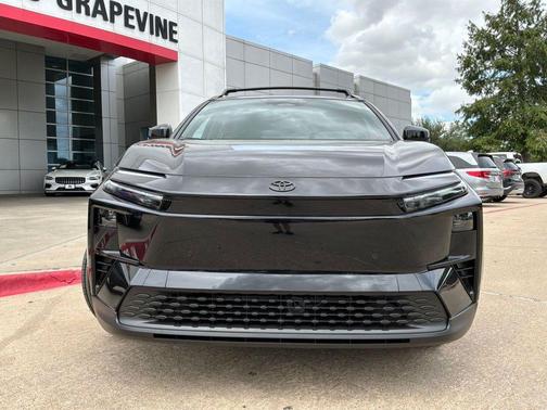 Midnight Black 2026 Toyota C-HR SE