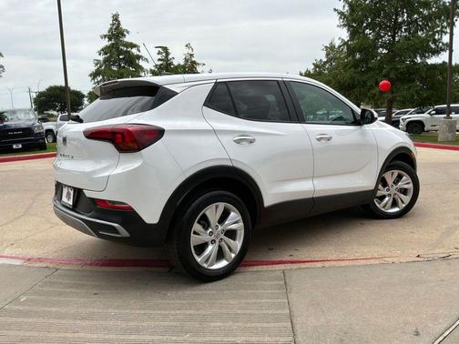 Summit White 2025 Buick Encore GX Preferred