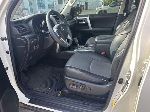 Ice Cap 2023 Toyota 4Runner SR5