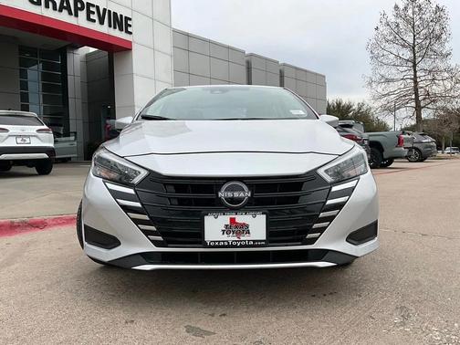 2025 Nissan Versa 1.6 SV