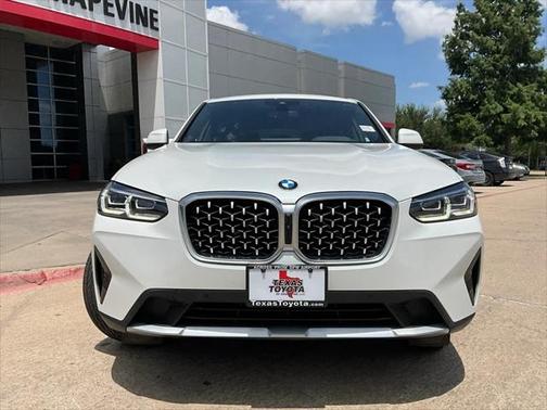 2024 BMW X4 xDrive30i