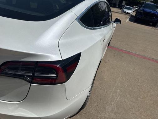 Pearl White Multi-Coat 2020 Tesla Model 3 Standard Range