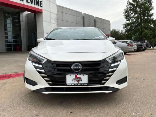 Aspen White 2025 Nissan Versa 1.6 SV