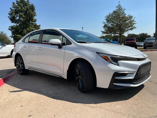 2025 Toyota Corolla SE