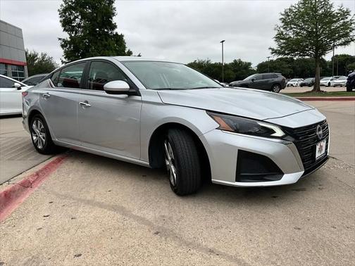 2023 Nissan Altima S FWD
