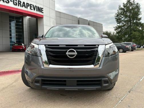 Gun Metallic 2025 Nissan Pathfinder SV FWD