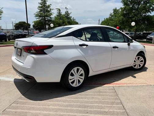 2024 Nissan Versa 1.6 S