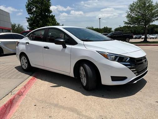 2024 Nissan Versa 1.6 S
