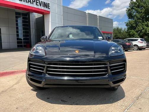 2023 Porsche Cayenne Base