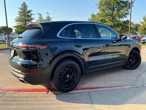 2023 Porsche Cayenne Cayenne