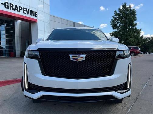 2023 Cadillac Escalade Sport Platinum