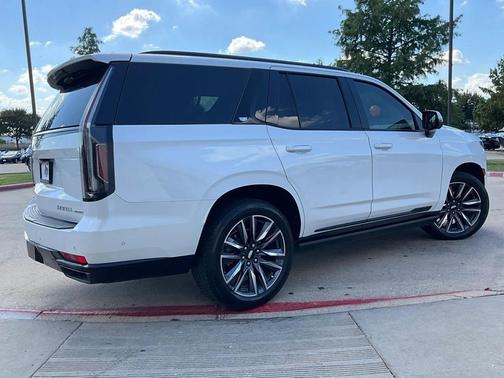 2023 Cadillac Escalade Sport Platinum