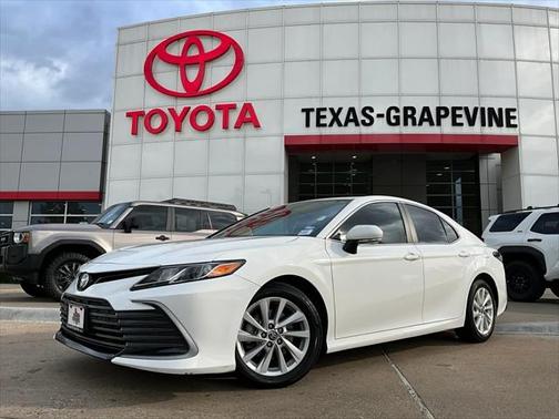 2022 Toyota Camry LE