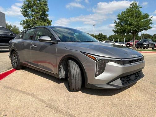 Steel Gray 2025 Kia K4 LXS