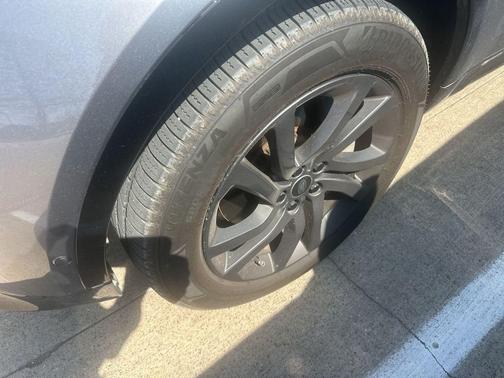 2022 Land Rover Discovery P300 S R-Dynamic