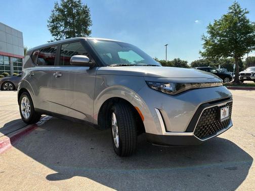 Steel Gray 2025 Kia Soul LX