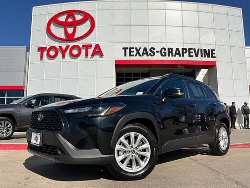 2025 Toyota Corolla Cross LE