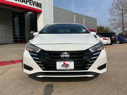 2025 Nissan Versa 1.6 SV