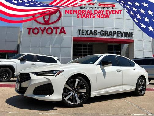 Platinum White Pearl 2025 Acura TLX Technology