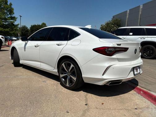 Platinum White Pearl 2025 Acura TLX Technology