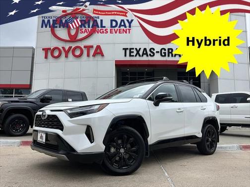 2023 Toyota RAV4 Hybrid SE