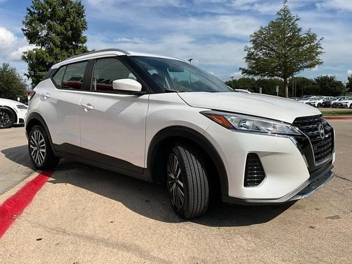 2024 Nissan Kicks SV