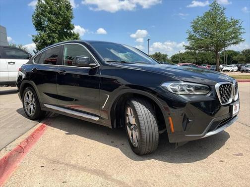 2024 BMW X4 xDrive30i