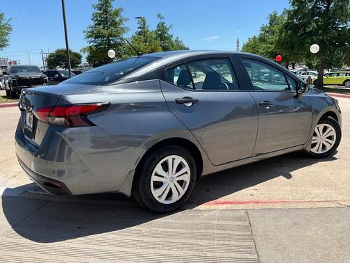 2024 Nissan Versa 1.6 S