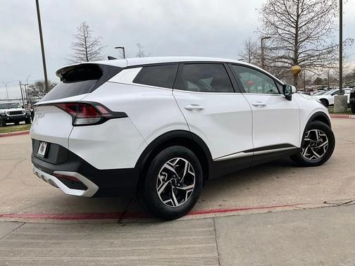 2025 Kia Sportage LX