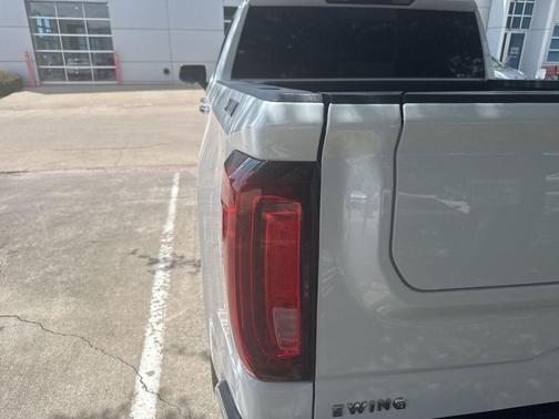 Summit White 2024 GMC Sierra 1500 SLT