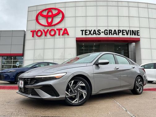 2025 Hyundai ELANTRA SEL