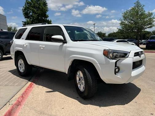 2024 Toyota 4Runner SR5