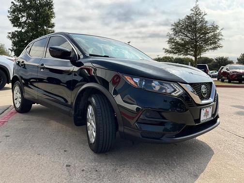 2020 Nissan Rogue Sport S