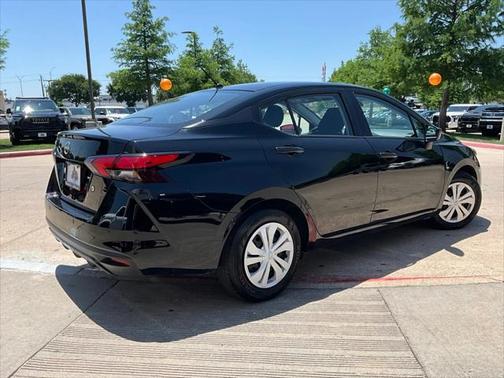 2024 Nissan Versa 1.6 S