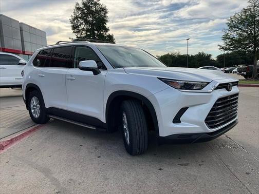 2025 Toyota Grand Highlander Hybrid XLE
