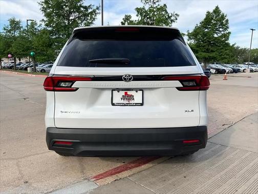 2025 Toyota Grand Highlander Hybrid XLE
