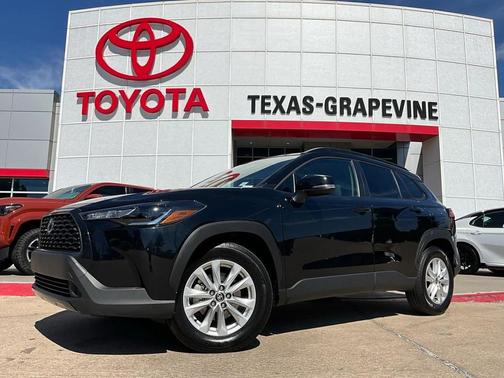 2024 Toyota Corolla Cross LE