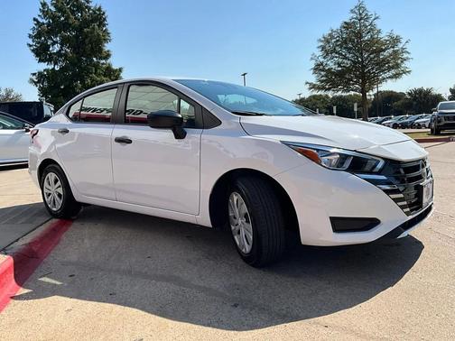 2024 Nissan Versa 1.6 S