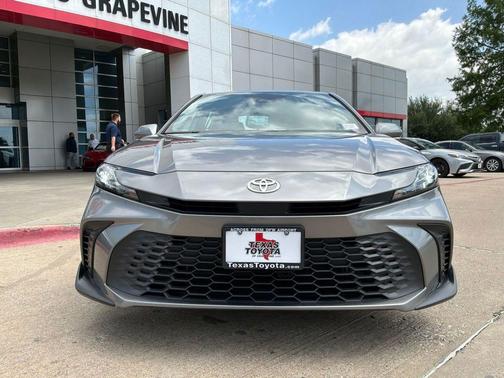 Heavy Metal 2025 Toyota Camry SE