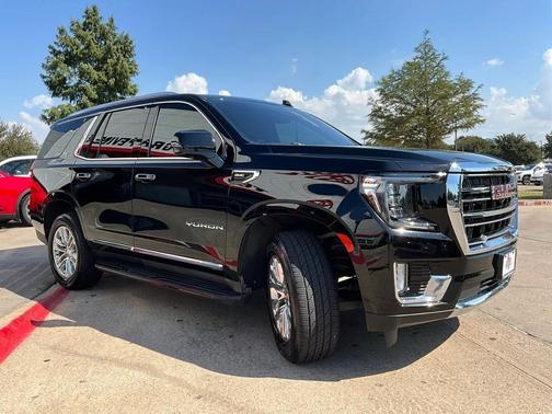 2022 GMC Yukon SLT