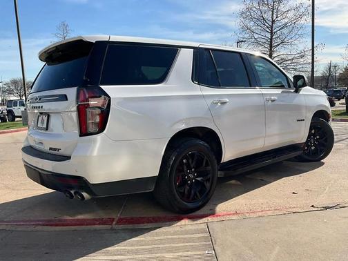 2023 Chevrolet Tahoe 4WD RST